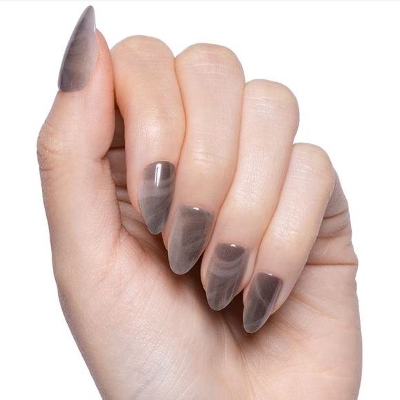 Olive & June Fall/Halloween Smoke Signal Press On Nails 42 count - Picture 1 of 4